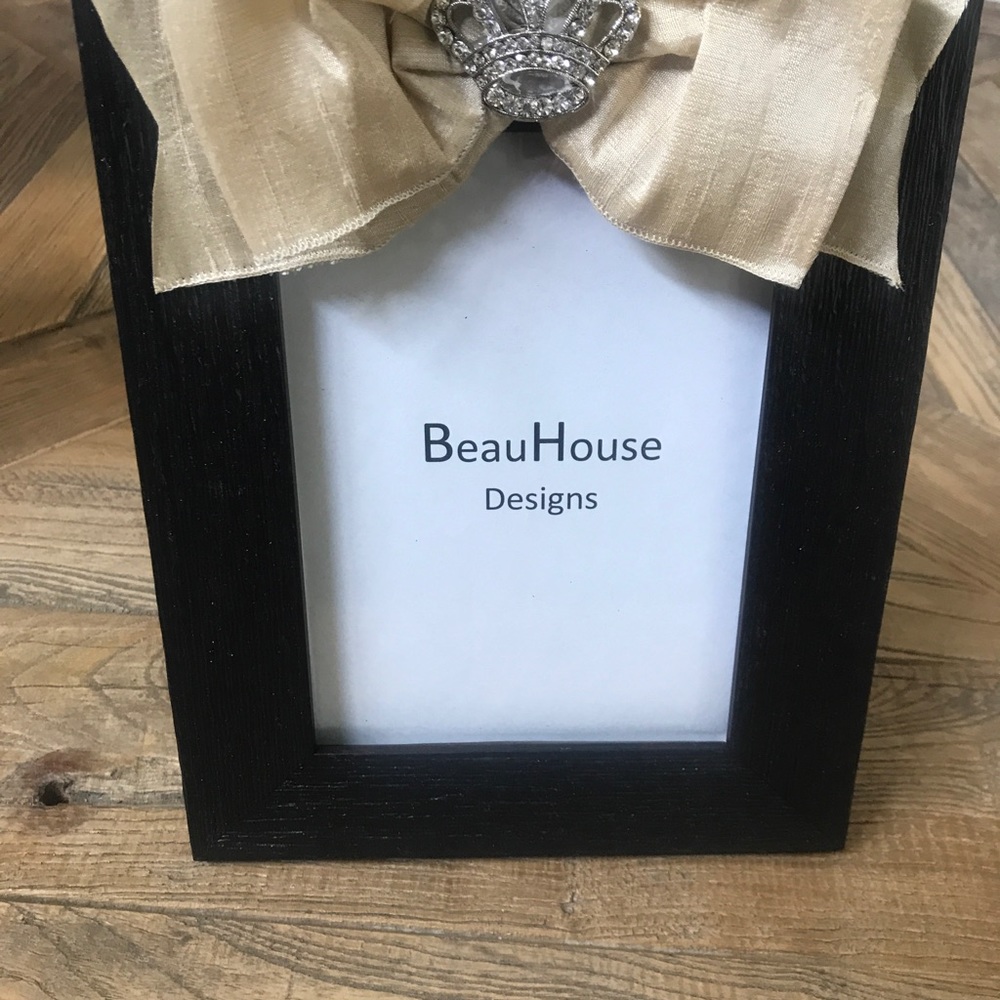 5X7 Picture Frame - Silk Bow and Rhinestone Brooch
